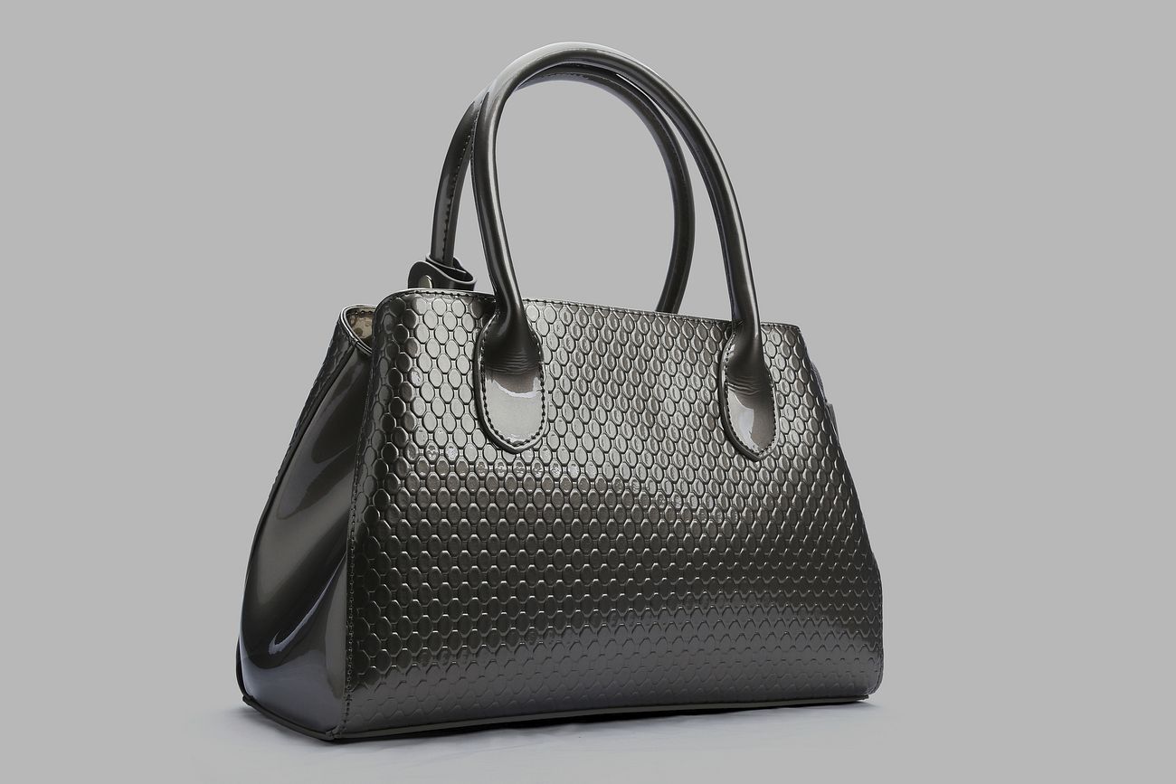 Free luxurious handbag image
